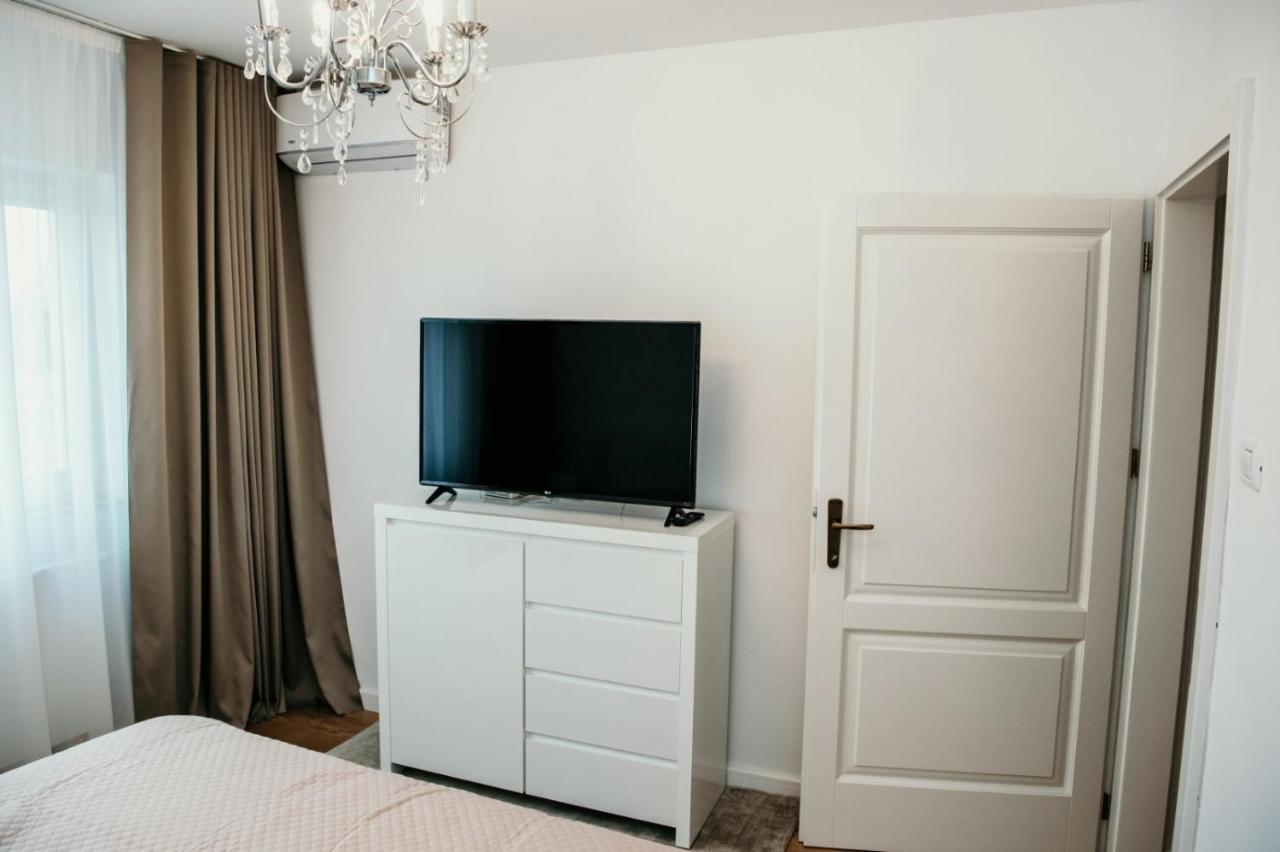 Apartament De Lux Ultramodern In Zona Centrala Timişoara Buitenkant foto