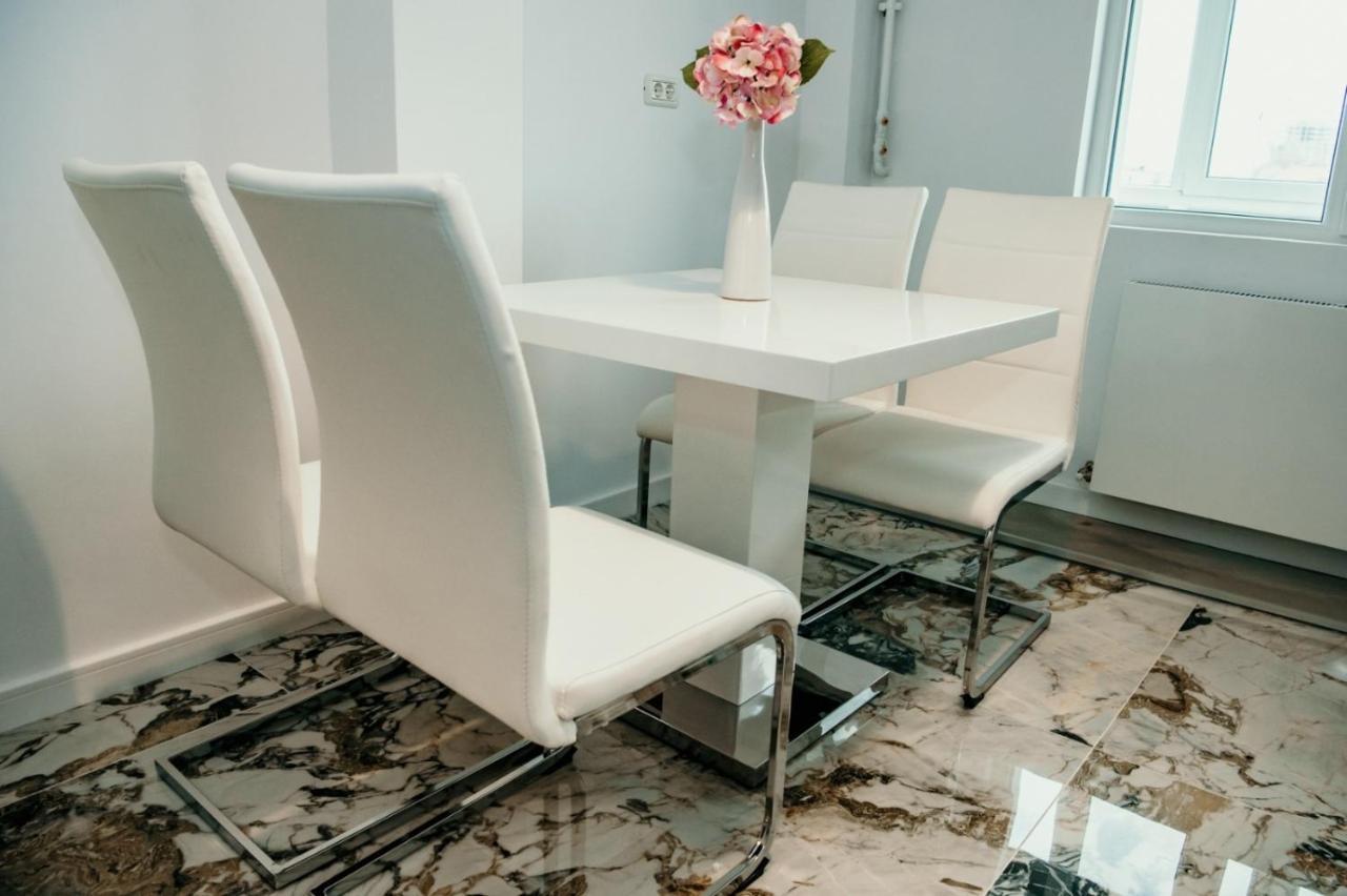 Apartament De Lux Ultramodern In Zona Centrala Timişoara Buitenkant foto